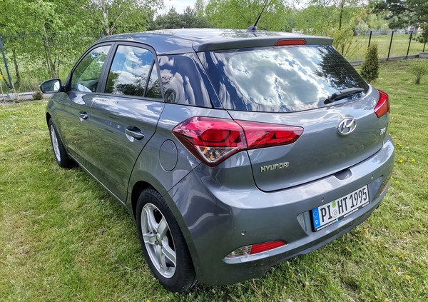 Hyundai i20 cena 42900 przebieg: 55000, rok produkcji 2016 z Sieraków małe 92